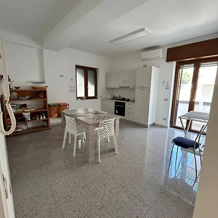 Da Romeo 3* Policoro